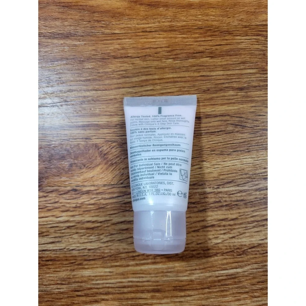 CLINIQUE‎ Rinse-Off Foaming Cleanser Mousse MINI (1oz/30mL )